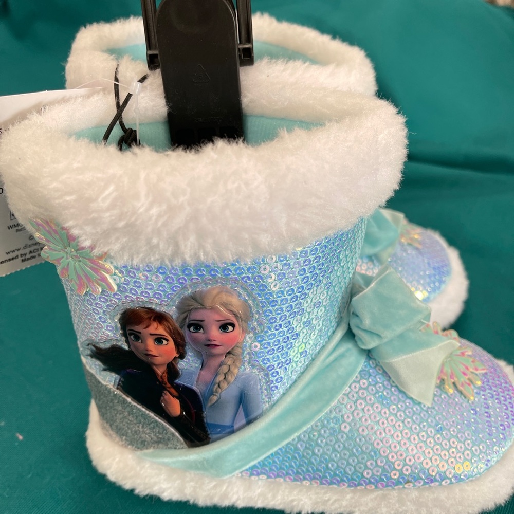 Disney Frozen, kid’s sleeper